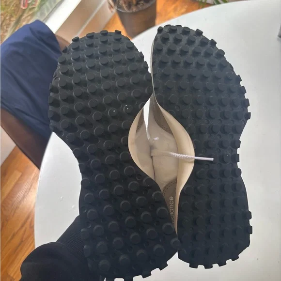 New Balance 327 Sneaker - Picture 4 of 5